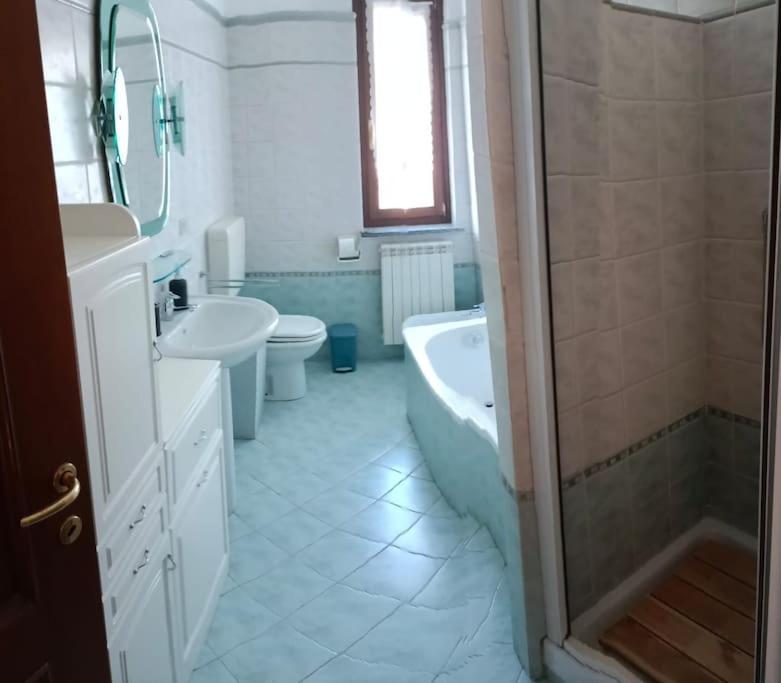 Maison Lella Pontey Ngoại thất bức ảnh