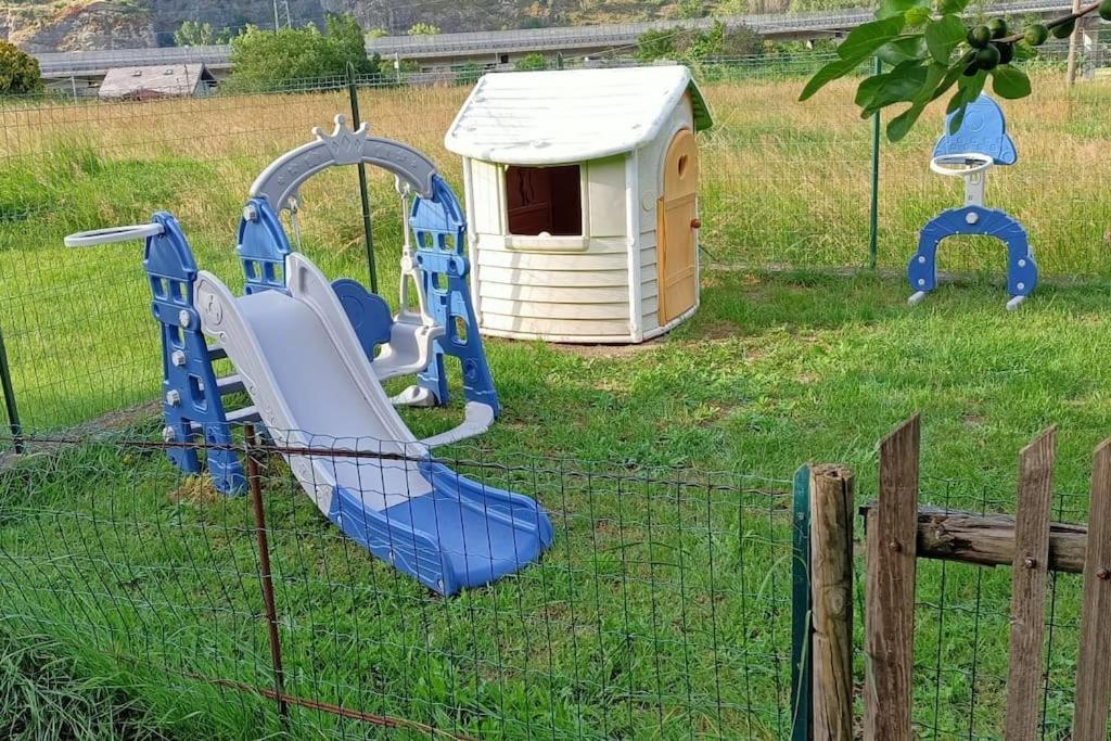 Maison Lella Pontey Ngoại thất bức ảnh